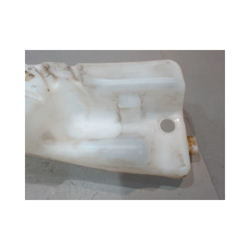 RESERVOIR LAVE-GLACE AVANT RENAULT CLIO III