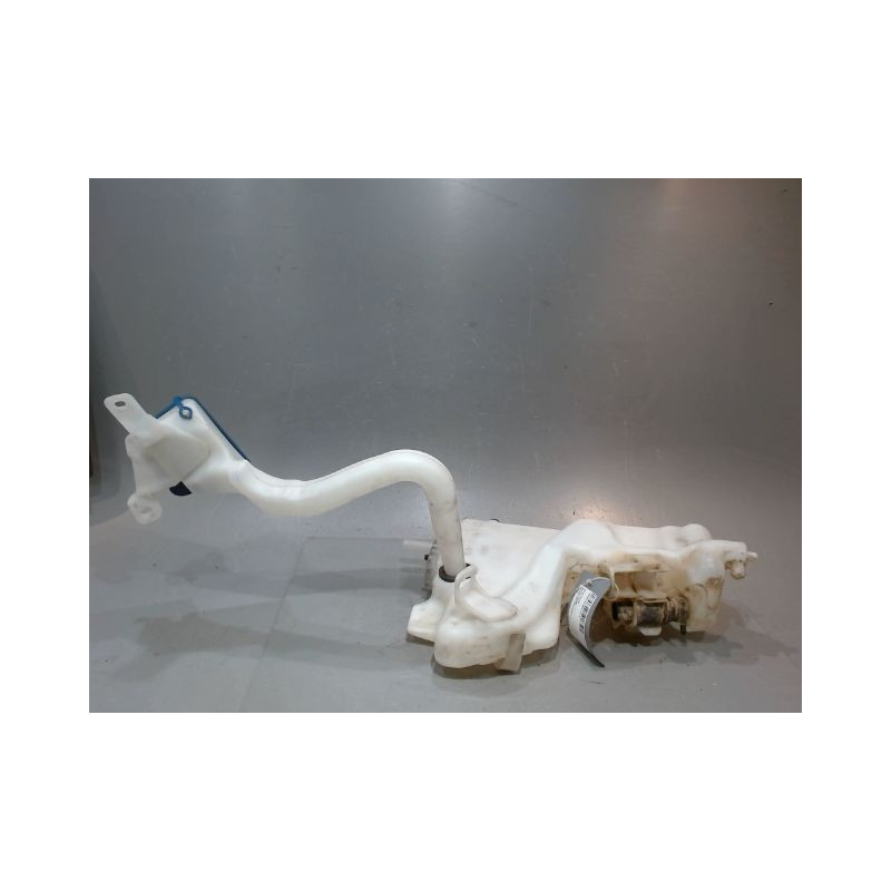 RESERVOIR LAVE-GLACE AVANT MERCEDES CLS