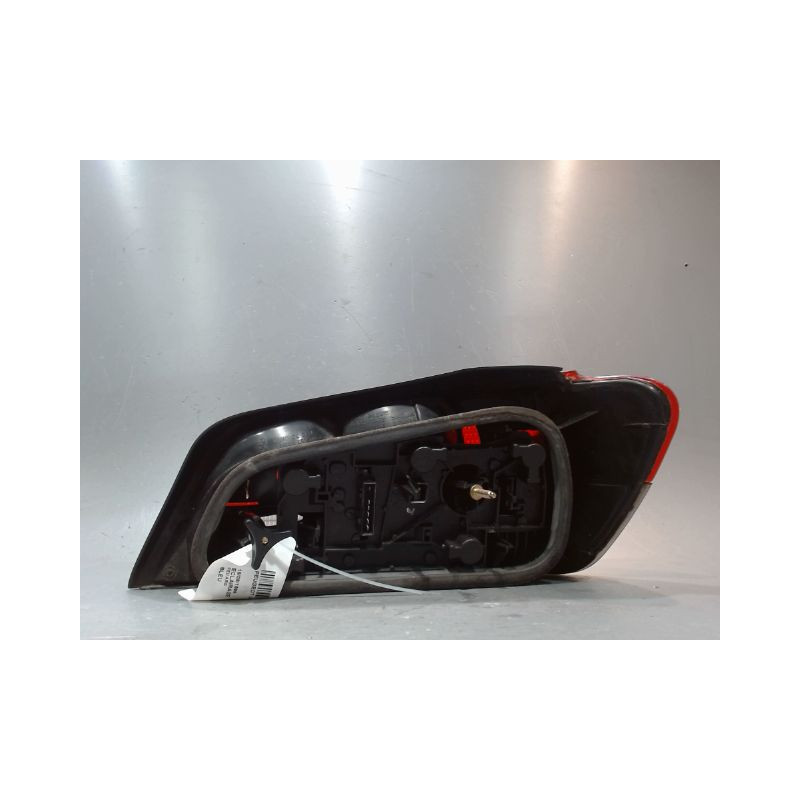 FEU ARRIERE GAUCHE  PEUGEOT 306