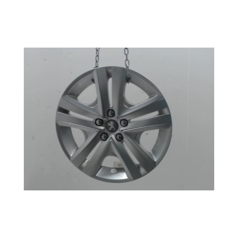 ENJOLIVEUR DE ROUE PEUGEOT 208 2012-...