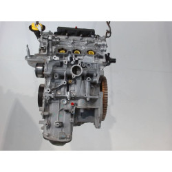 MOTEUR ESSENCE