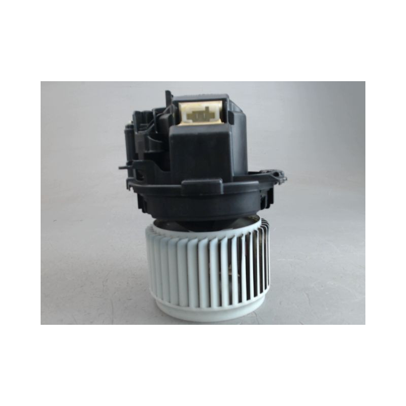 MOTEUR VENTILATEUR CHAUFFAGE RENAULT CLIO