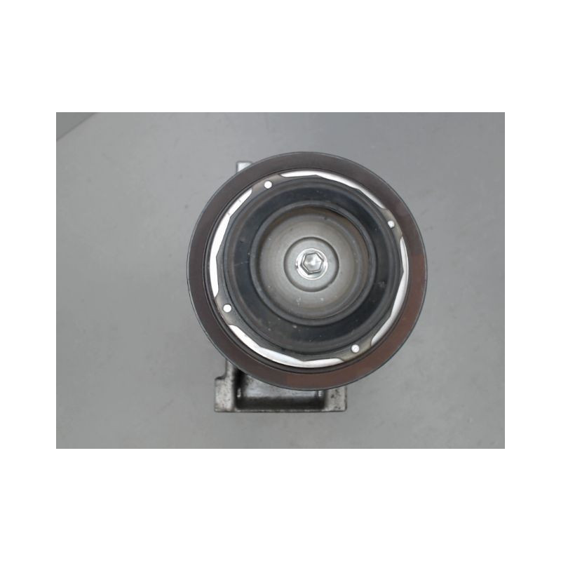 COMPRESSEUR AIR CONDITIONNE RENAULT MEGANE