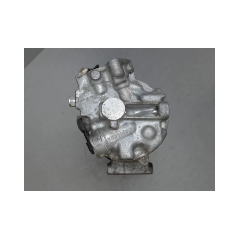 COMPRESSEUR AIR CONDITIONNE RENAULT MEGANE