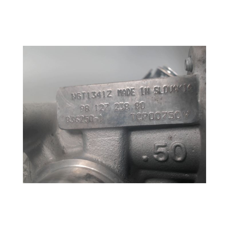 MOTEUR ESSENCE PEUGEOT 2008 1.2 THP 110 / PureTech 110