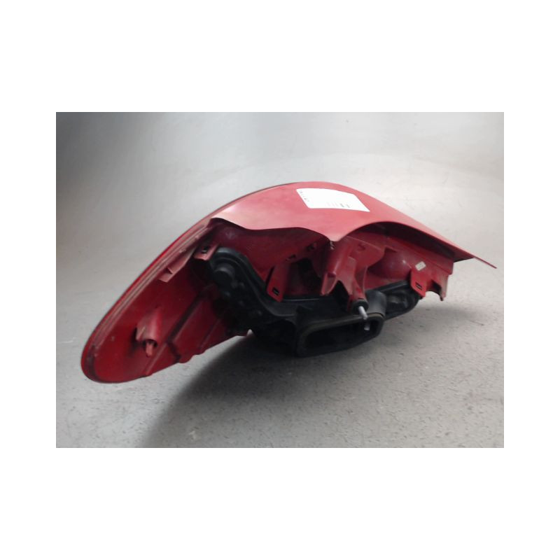 FEU ARRIERE DROIT PEUGEOT 207