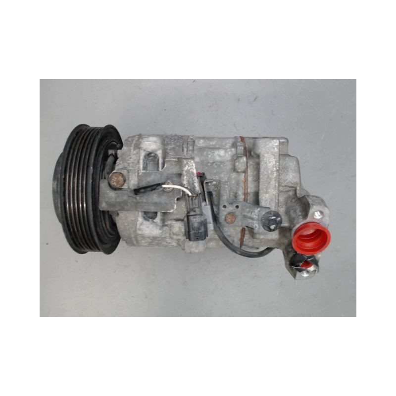 COMPRESSEUR AIR CONDITIONNE RENAULT MEGANE