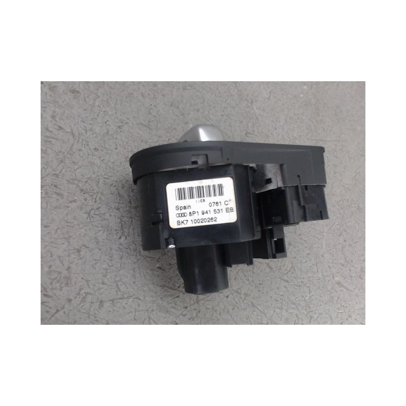 COMMANDE ECLAIRAGE AUDI A3