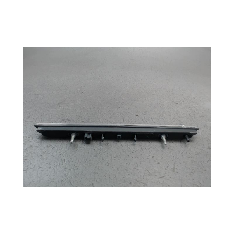 FEUX STOP SUPPLEMENTAIRE PEUGEOT 308