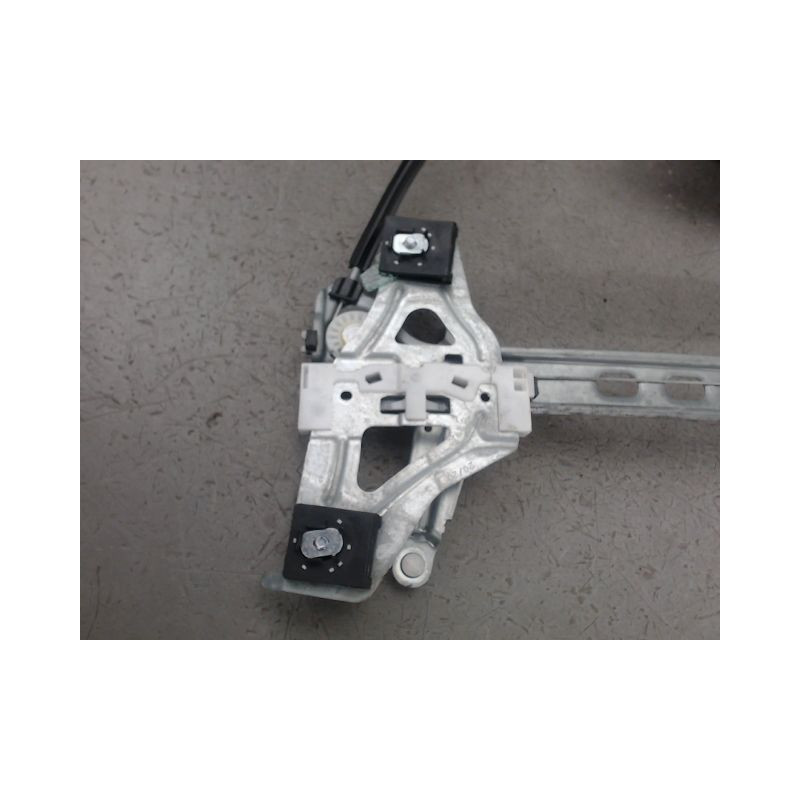 MECANISME LEVE-GLACE AVANT DROIT TOYOTA AYGO