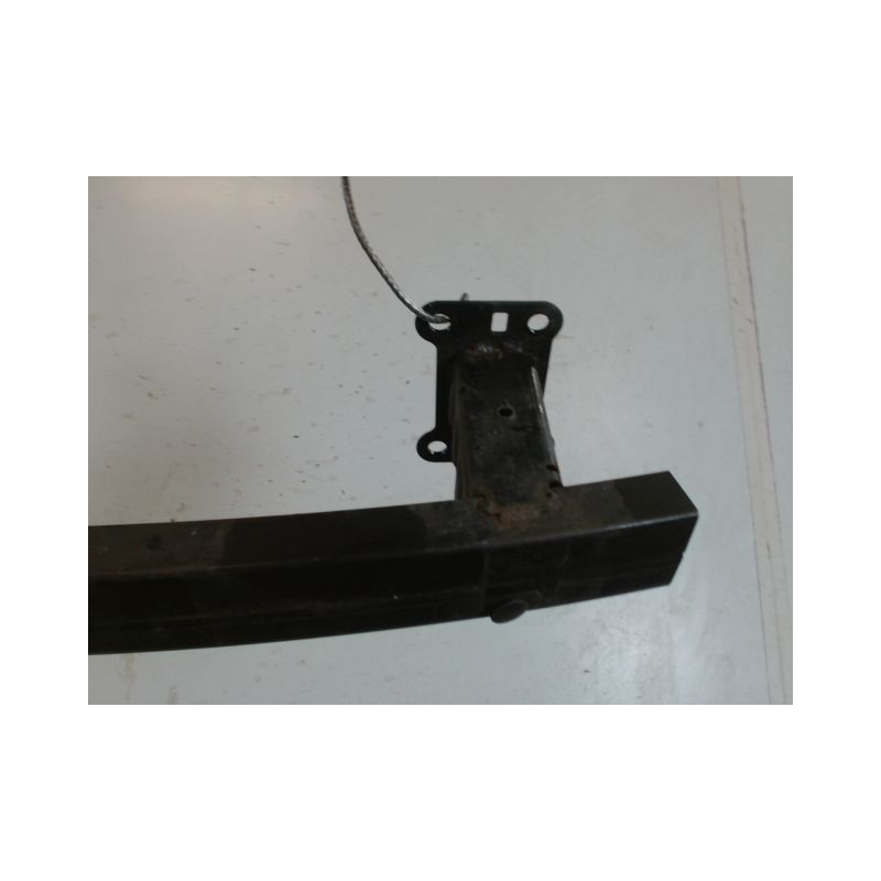 RENFORT PARE-CHOC AVANT NISSAN QASHQAI