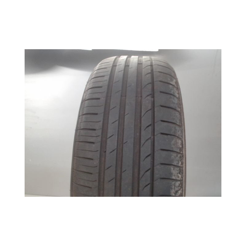 Pneu TRAZANO ZUPERECO Z-107 215 50 17 95 W