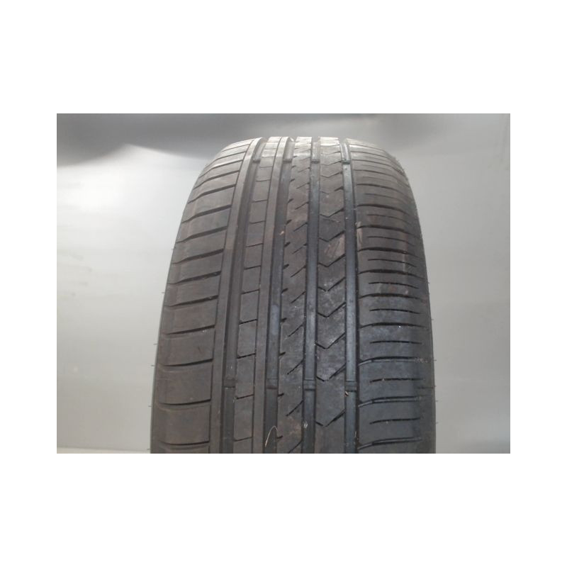 Pneu WINRUN R330 235 45 18 98 W