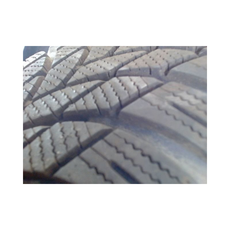 Paire de pneus LASSA SNOWAYS 4 185 60 15 88 T
