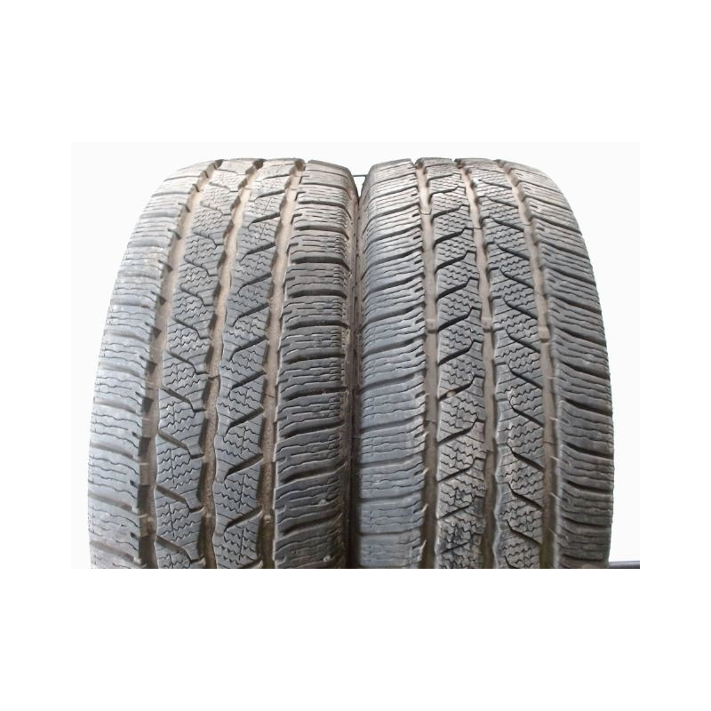 Paire de pneus CONTINENTAL VANCONTACT WINTER 215 65 16 109 R
