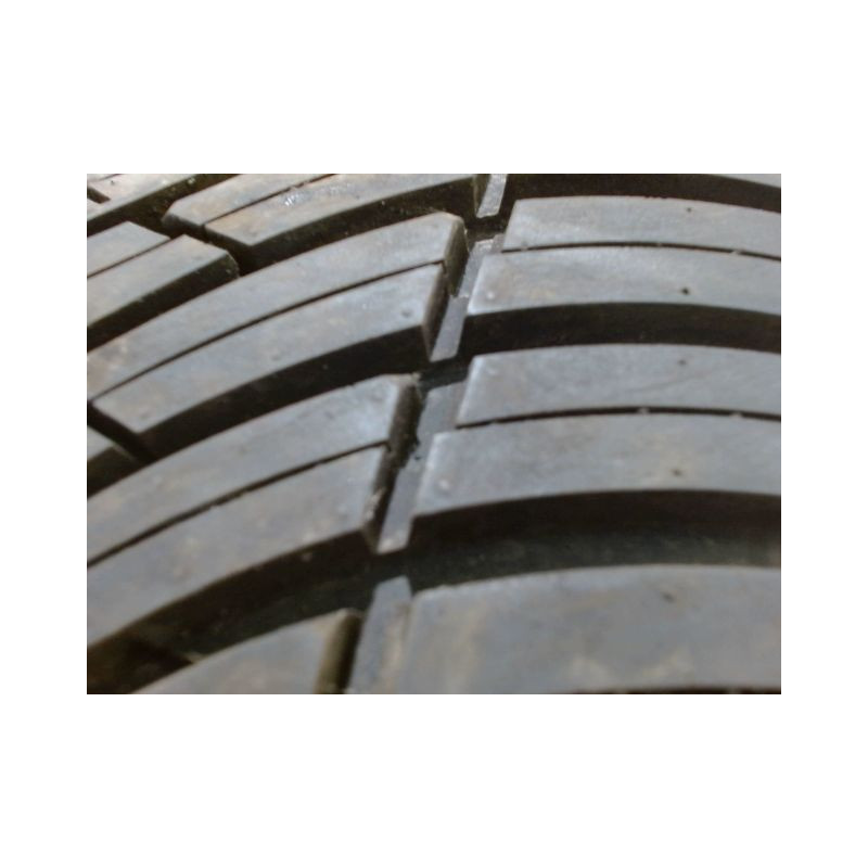 Paire de pneus TRIANGLE SEASONX TA01 235 55 18 104 W