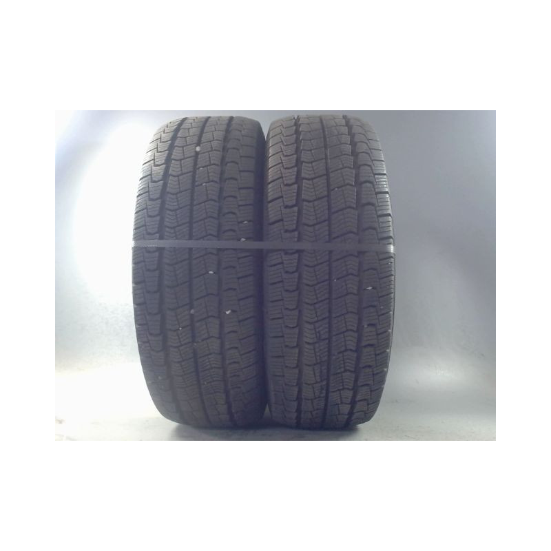 Paire de pneus VIKING FOUR TECH VAN 235 65 16 115 R