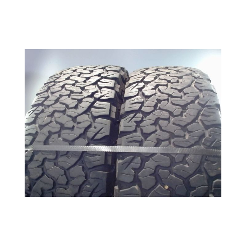 Paire de pneus BF GOODRICH ALL-TERRAIN T/A 325 50 15 109 S