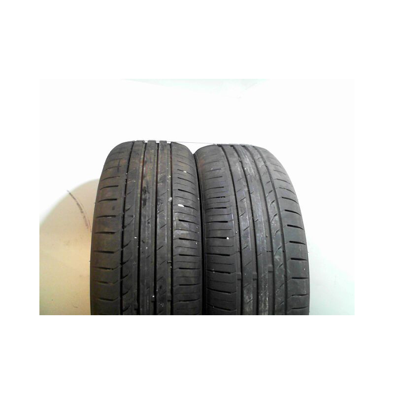 Paire de pneus TRAZANO ZUPERECO Z107 195 55 15 85 V