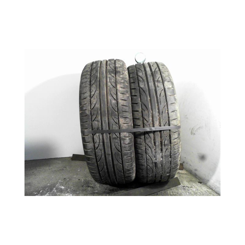 Paire de pneus HANKOOK VENTUS V12 EVO 2 185 55 15 82 V