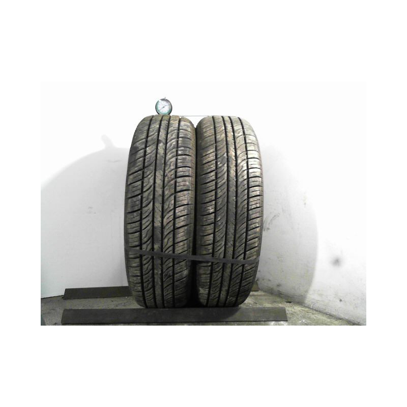 Paire de pneus ROVELO RHP 780 175 65 14 82 T