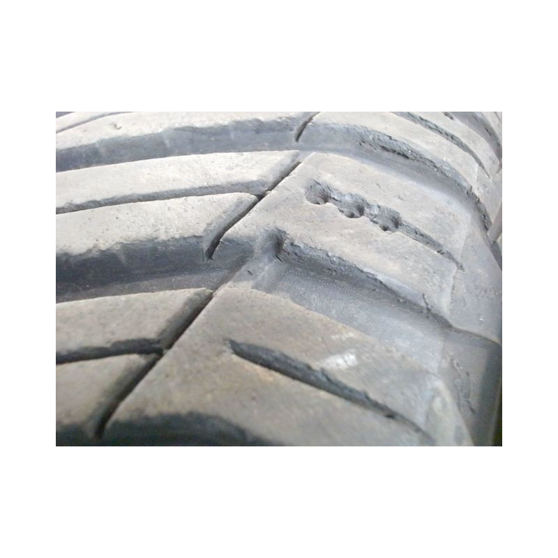 Paire de pneus MICHELIN CROSSCLIMATE 2 225 60 18 104 W