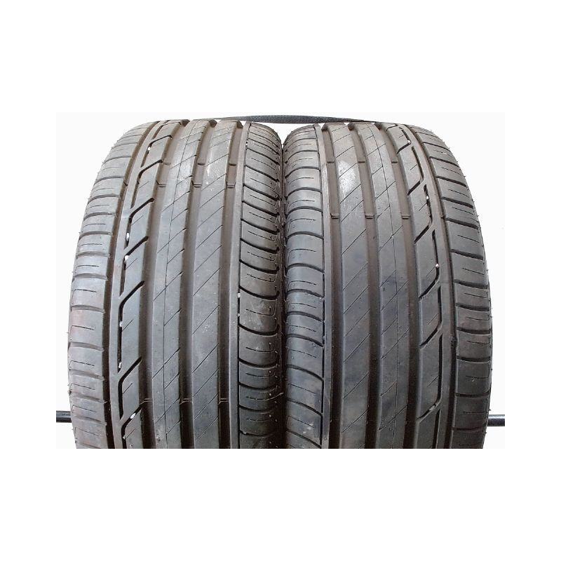 Paire de pneus BRIDGESTONE TURANZA T001 215 45 16 90 V