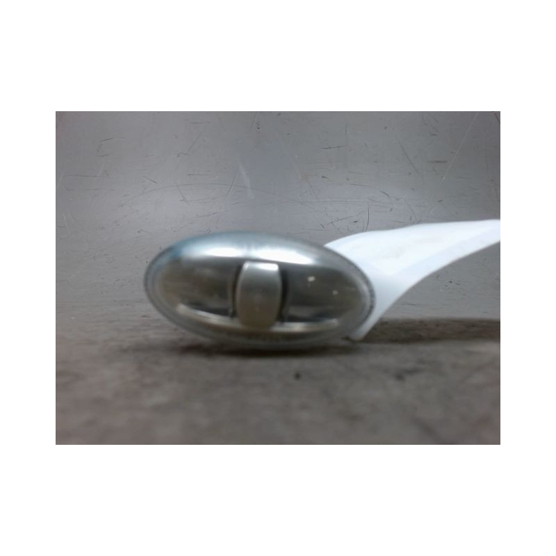 REPETITEUR AILE DROIT CITROEN C3 2005-