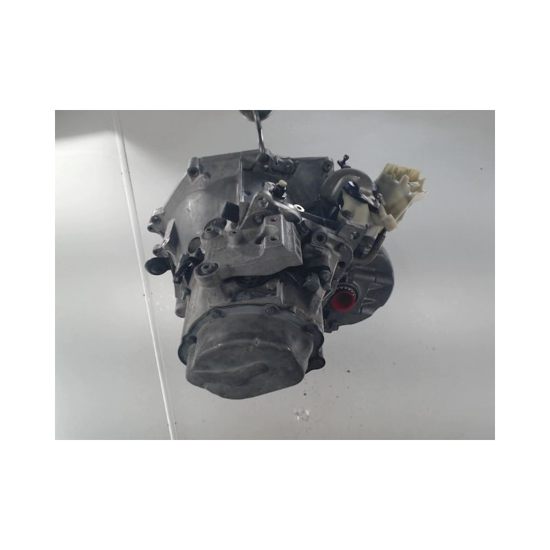 BOITE A VITESSE MECANIQUE PEUGEOT 2008 1.2 THP 110 / PureTech 110