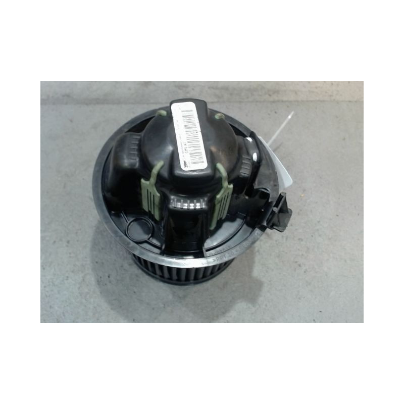 MOTEUR VENTILATEUR CHAUFFAGE PEUGEOT 207