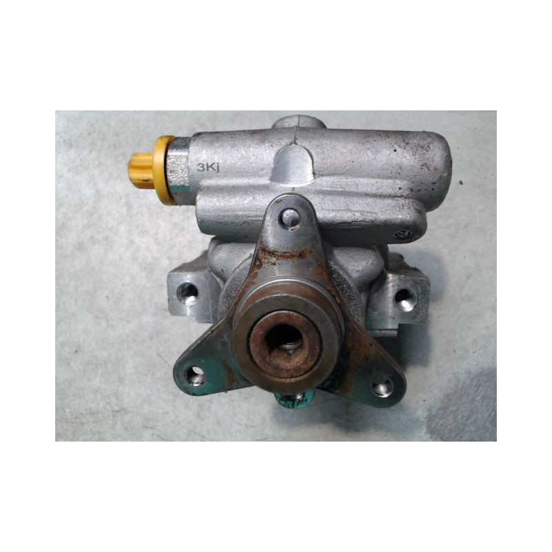 POMPE DIRECTION ASSISTEE RENAULT TRAFIC