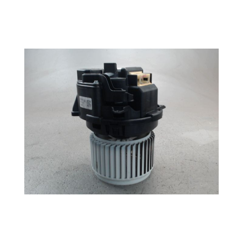 MOTEUR VENTILATEUR CHAUFFAGE RENAULT CAPTUR