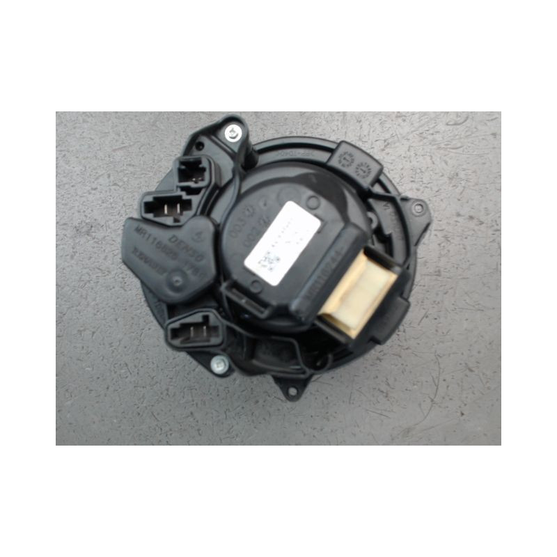 MOTEUR VENTILATEUR CHAUFFAGE RENAULT CAPTUR