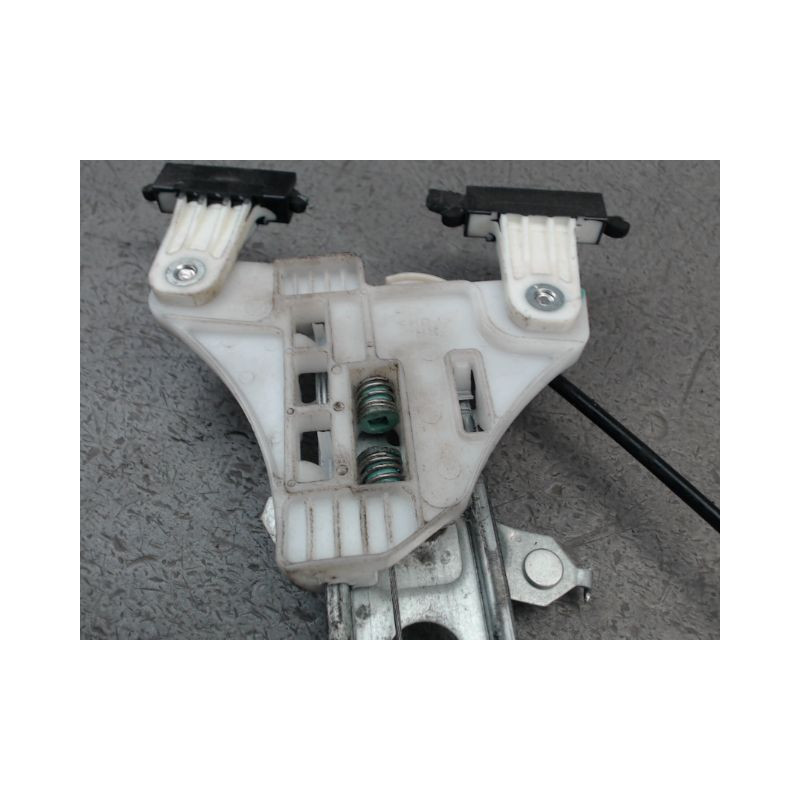 MECANISME LEVE-GLACE AVANT DROIT SUZUKI SWIFT