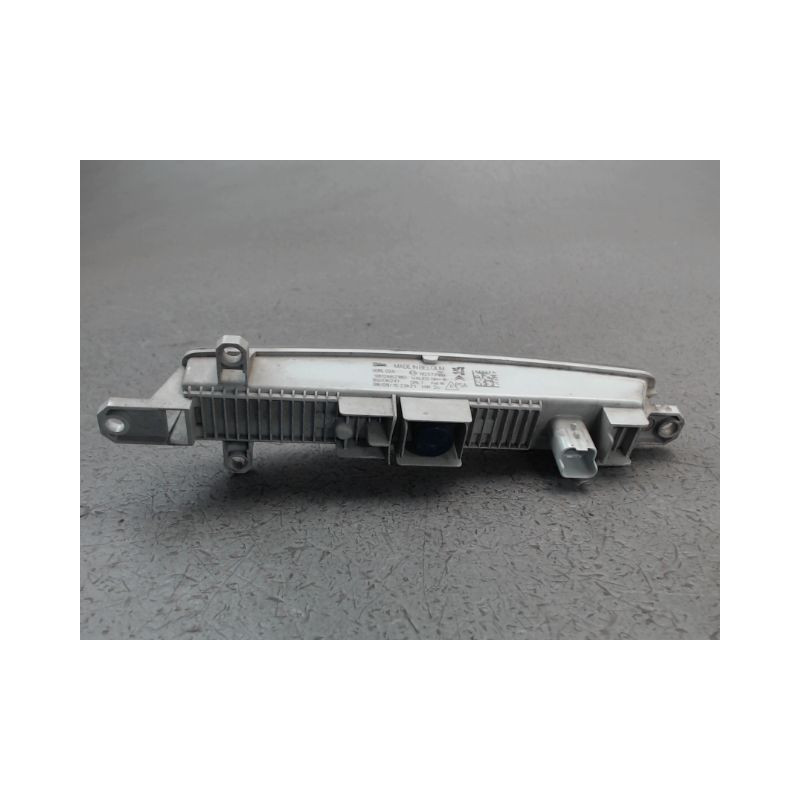 FEUX POSITION GAUCHE PEUGEOT 308