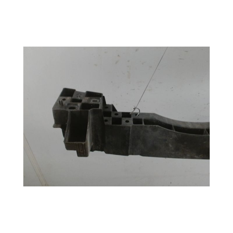 ABSORBEUR PARE-CHOC ARRIERE RENAULT CLIO