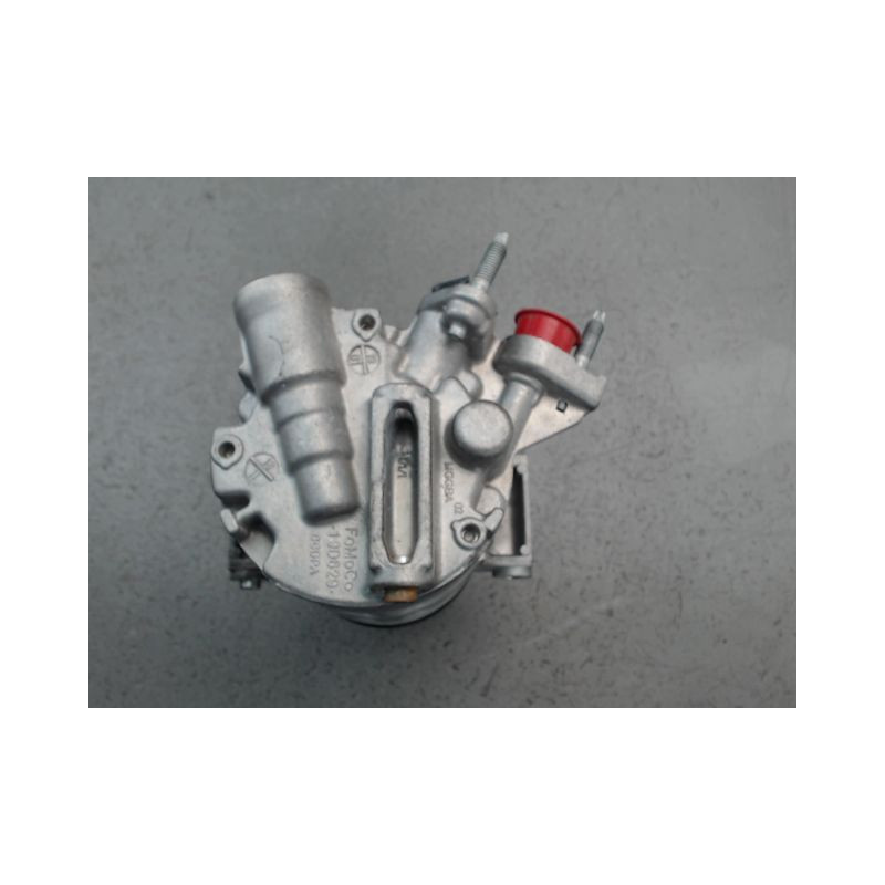 COMPRESSEUR AIR CONDITIONNE FORD FIESTA