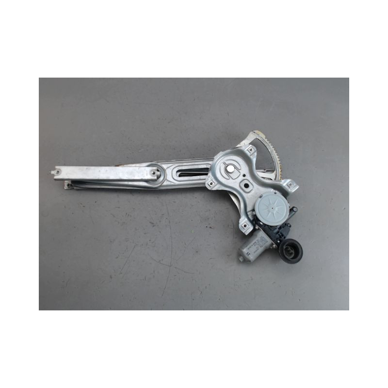 MECANISME LEVE-GLACE AVANT DROIT TOYOTA YARIS