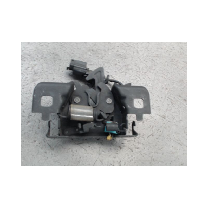 SERRURE CAPOT RENAULT CLIO