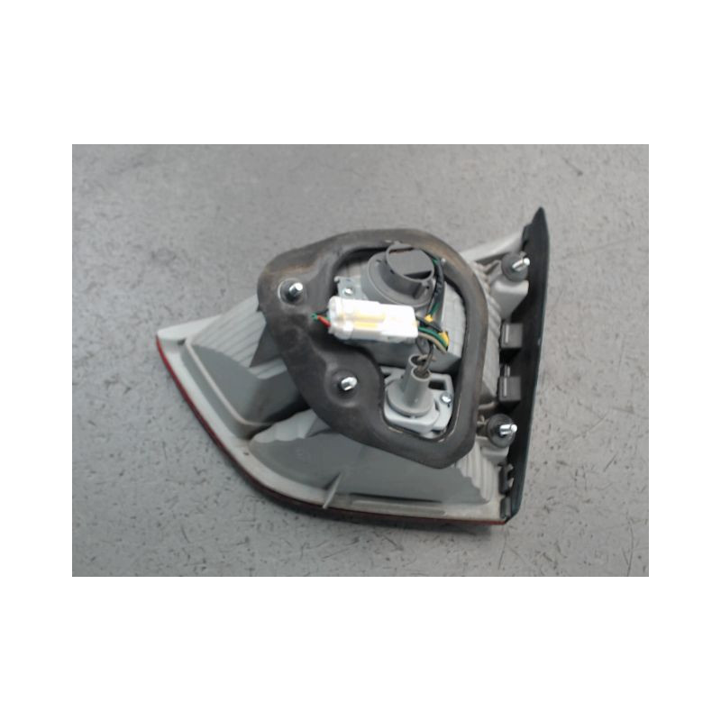 FEU ARRIERE INTERIEUR GAUCHE HYUNDAI IX35
