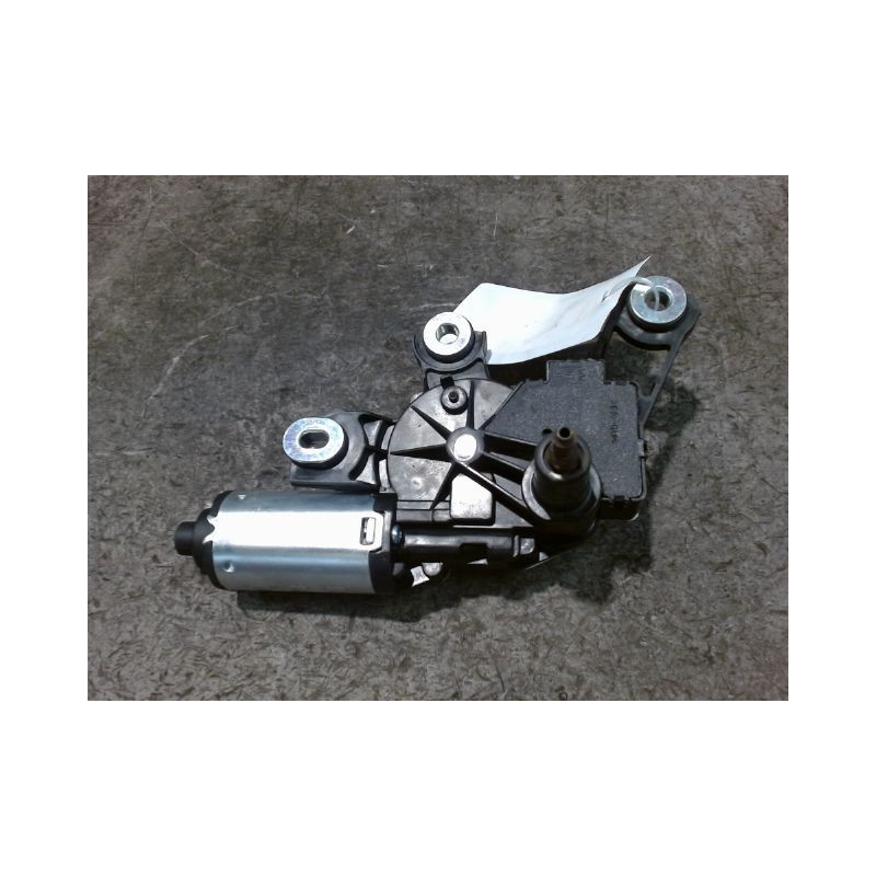 MOTEUR ESSUIE-GLACE ARRIERE AUDI A4 2004-