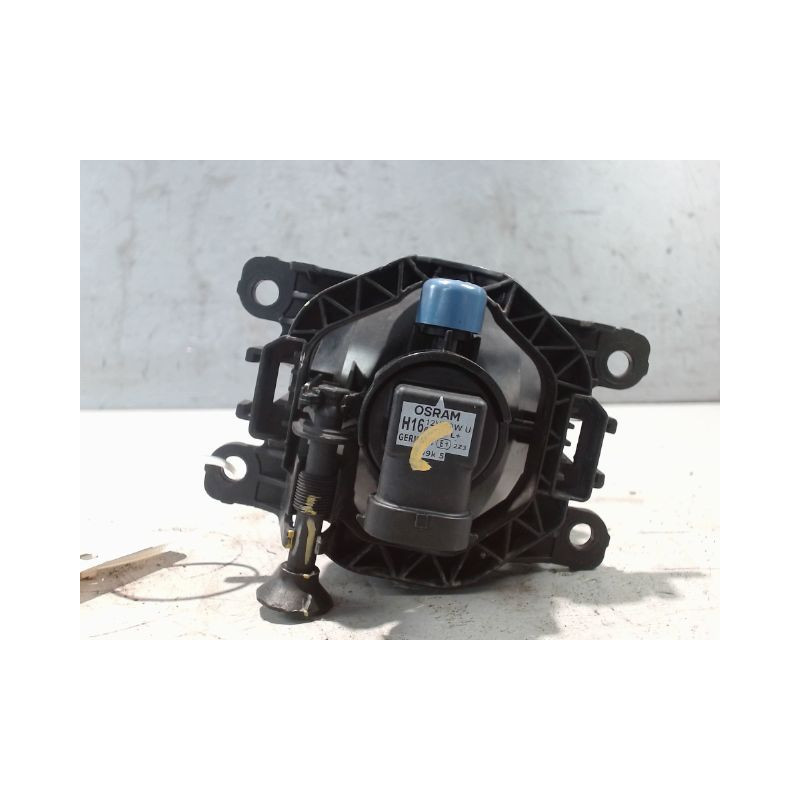 PHARE ANTIBROUILLARD AVANT GAUCHE DACIA SANDERO