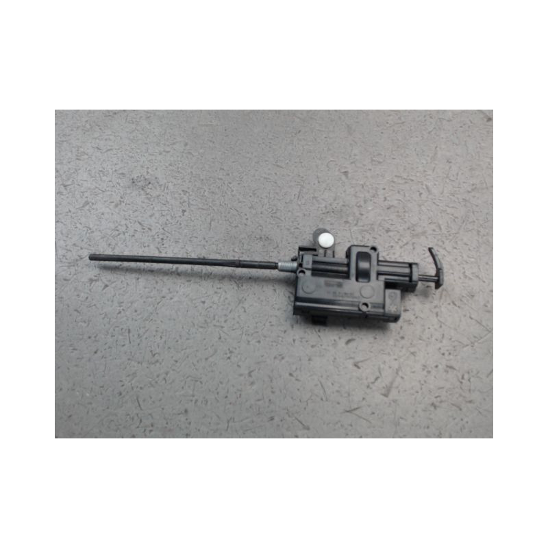 ACTIONNEUR TRAPPE CARBURANT RENAULT CLIO