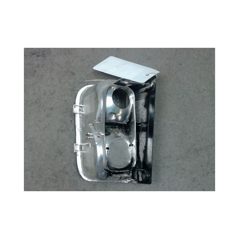 FEU DE PARE-CHOC ARRIERE DROIT RENAULT TRAFIC CN 1000KG 8.2006-