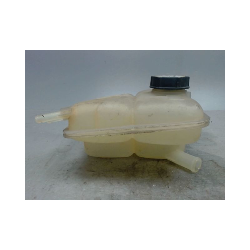 VASE EXPANSION VOLVO C30