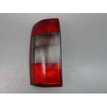 FEU ARRIERE GAUCHE  OPEL OMEGA BREAK 94-99