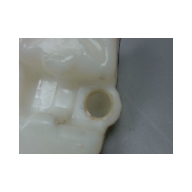 RESERVOIR LAVE-GLACE AVANT PEUGEOT 206 5P