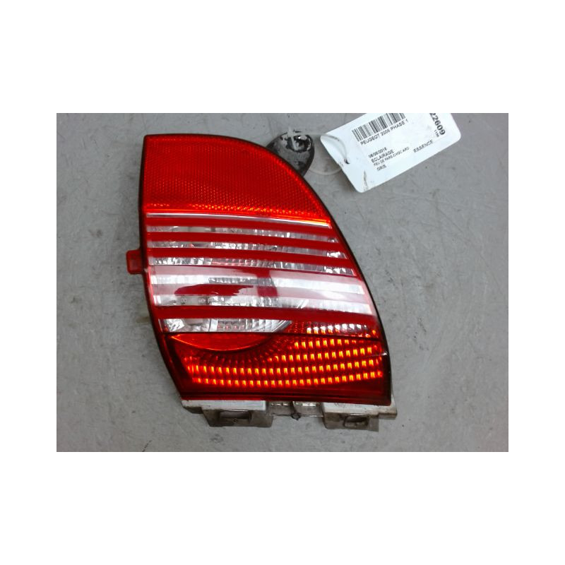 FEU DE PARE-CHOC ARRIERE DROIT PEUGEOT 2008 PHASE 1 ESSENCE
