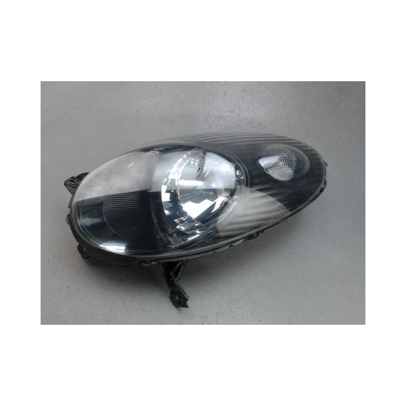 PHARE GAUCHE NISSAN MICRA