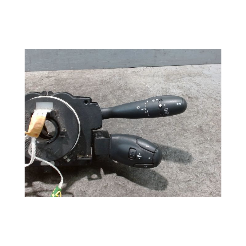 BLOC COMMODOS PEUGEOT 206